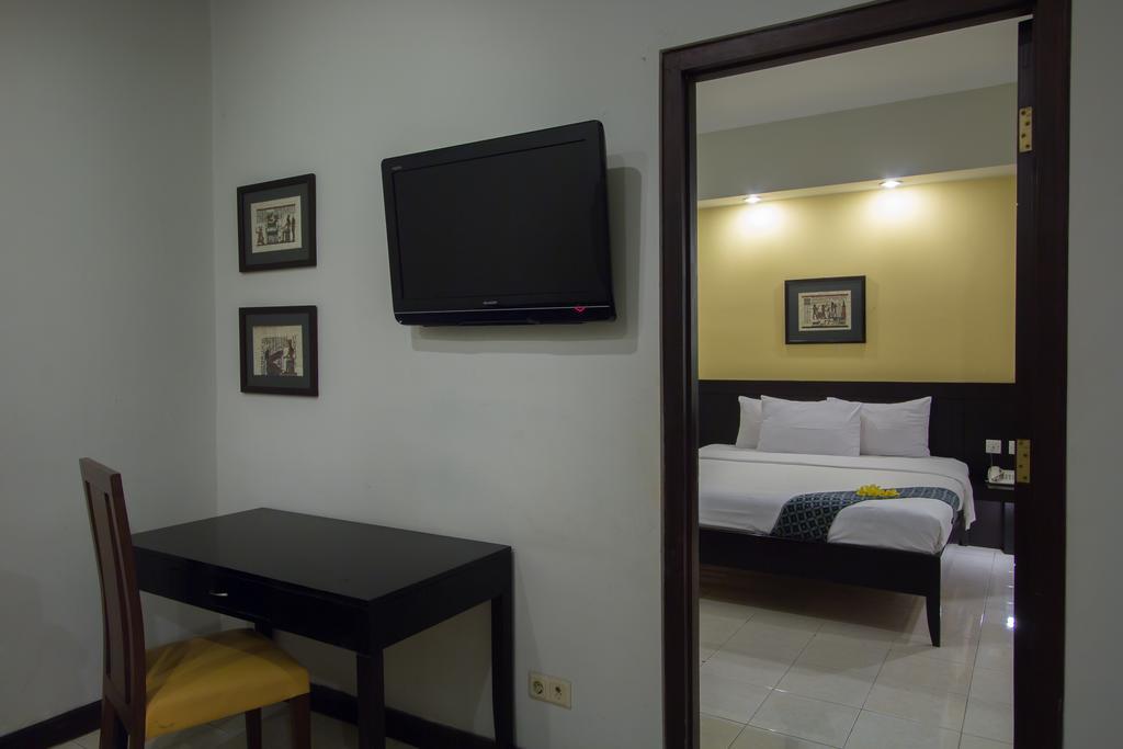 Hotel Quirin Semarang Pokoj fotografie